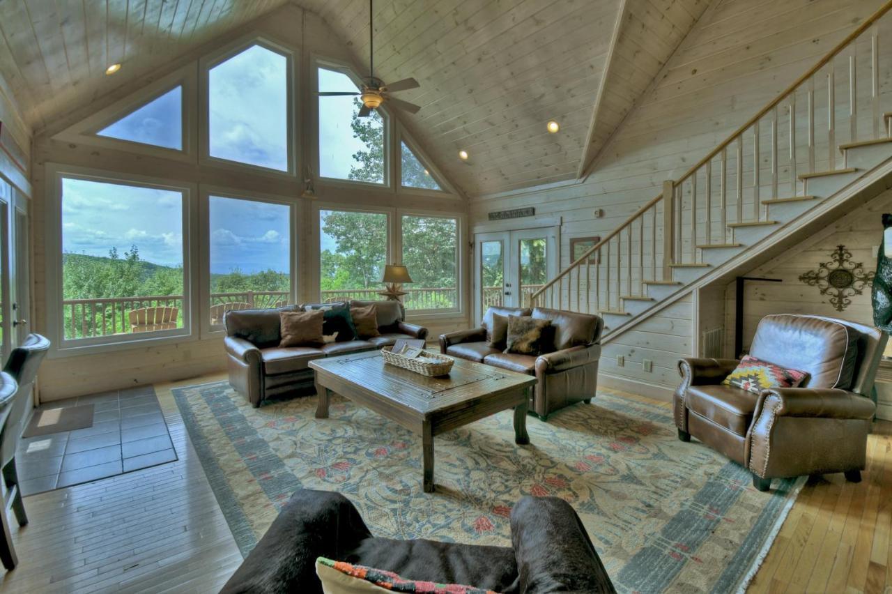 Вілла Champagne Chalet - Cuddleup Morganton Екстер'єр фото