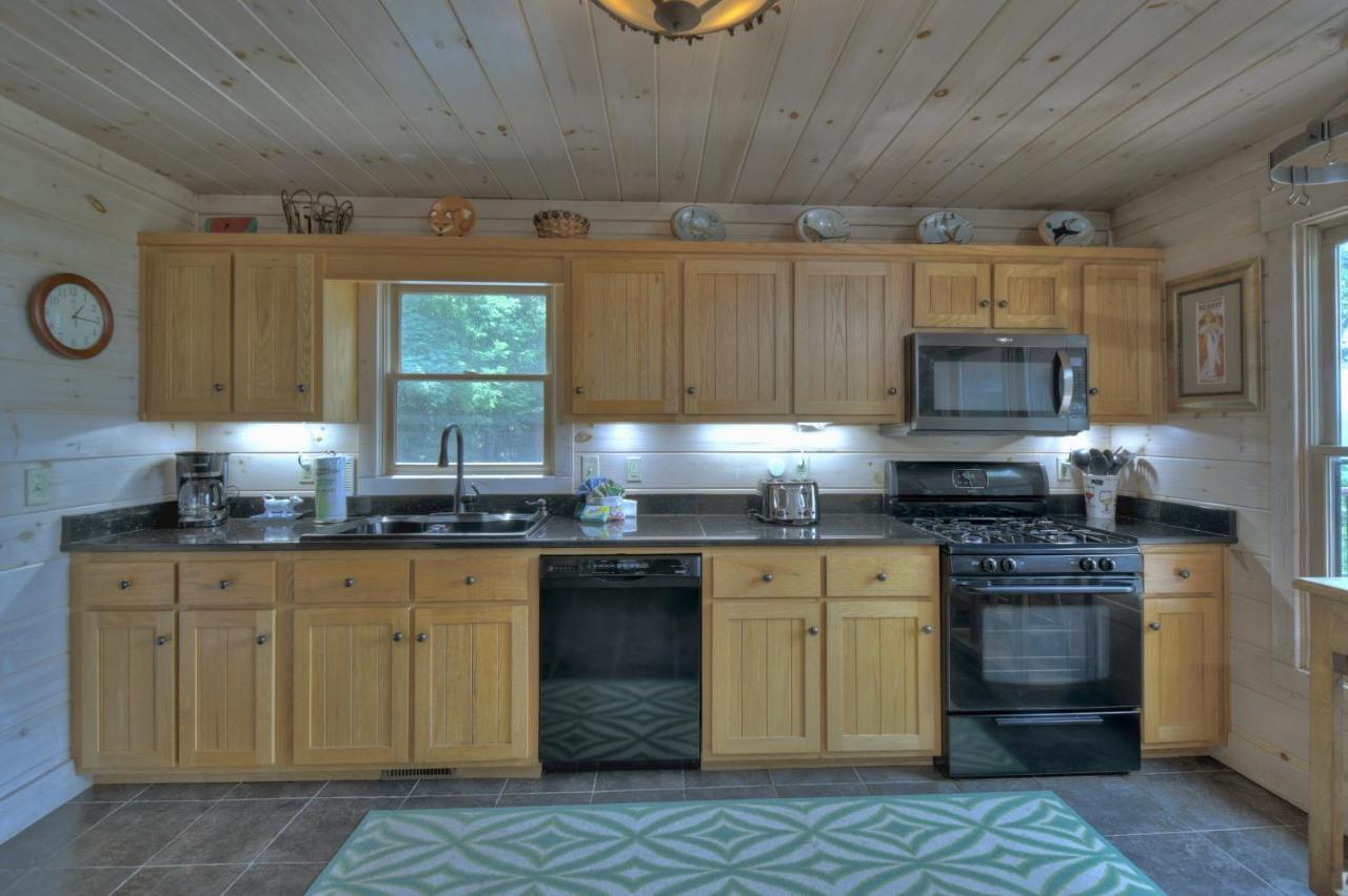Вілла Champagne Chalet - Cuddleup Morganton Екстер'єр фото