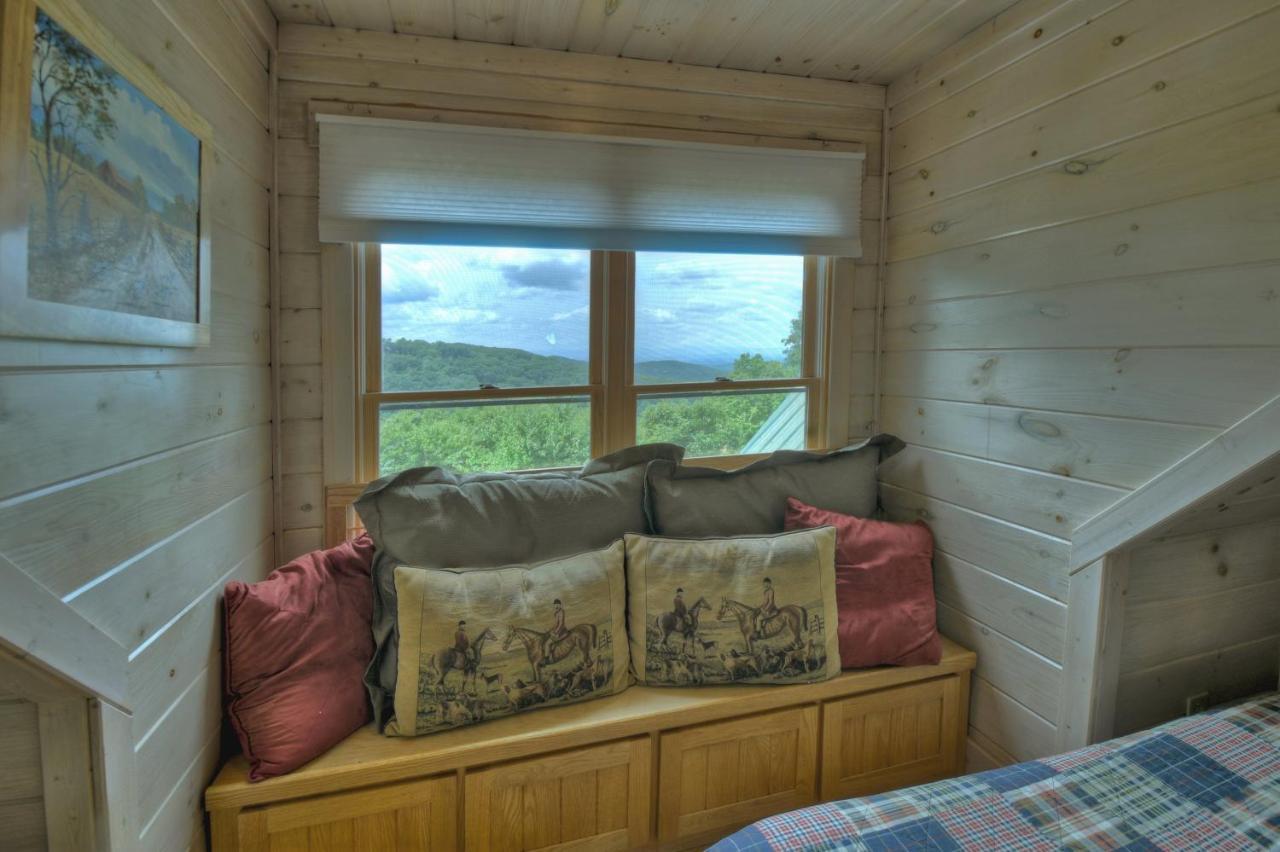 Вілла Champagne Chalet - Cuddleup Morganton Екстер'єр фото