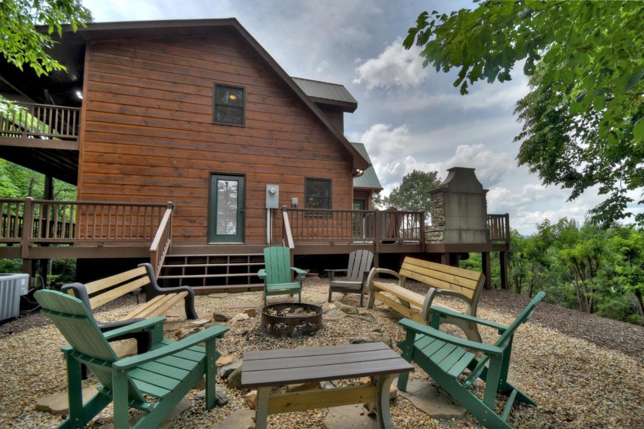 Вілла Champagne Chalet - Cuddleup Morganton Екстер'єр фото