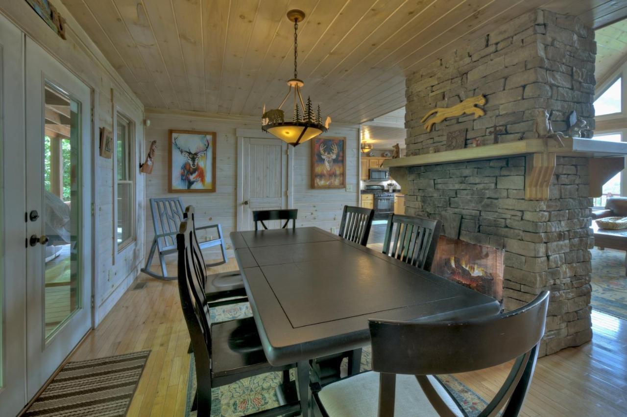 Вілла Champagne Chalet - Cuddleup Morganton Екстер'єр фото